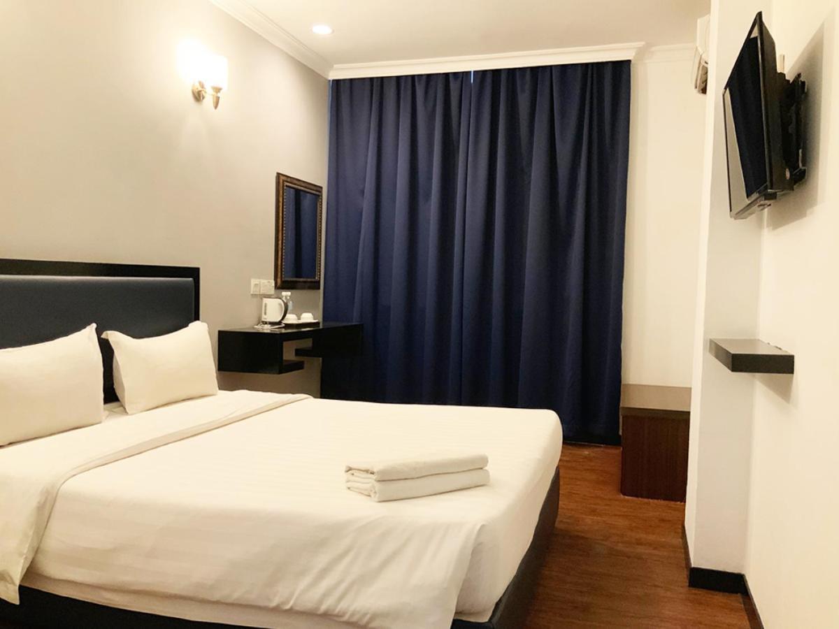 קוטה קינבלו Golden Hotel מראה חיצוני תמונה