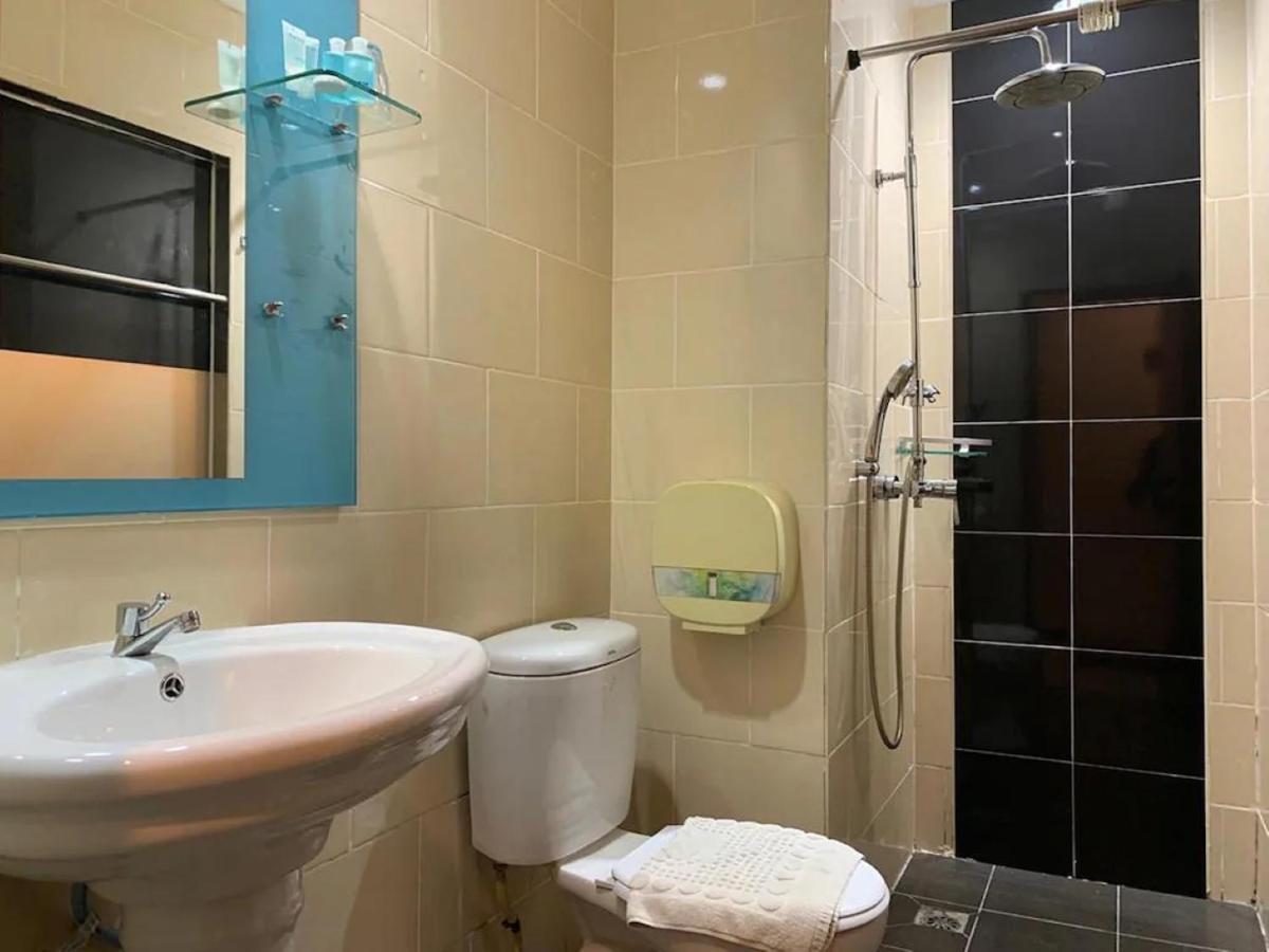 קוטה קינבלו Golden Hotel מראה חיצוני תמונה